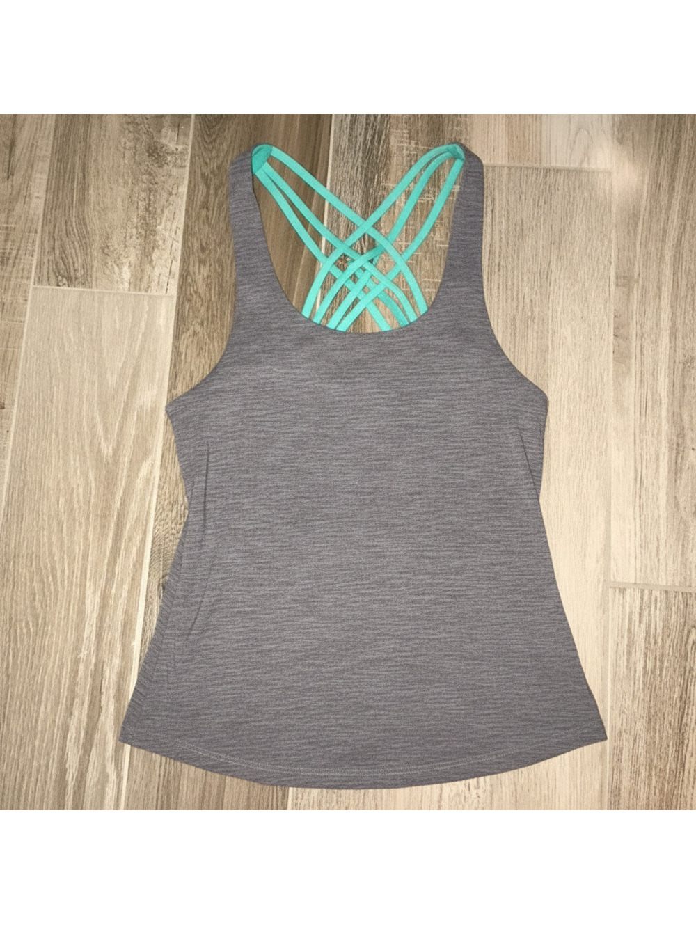 Lululemon Athletica Wild Tank Top Size 8 Gray and Turquoise Women's Athletic EUC